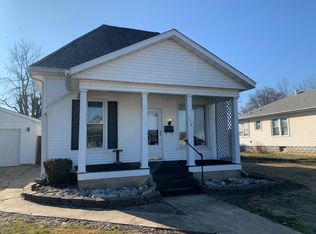 114 E Rowe St, Roodhouse, IL 62082