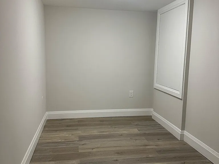 24 Hubbell Rd — Photo 9