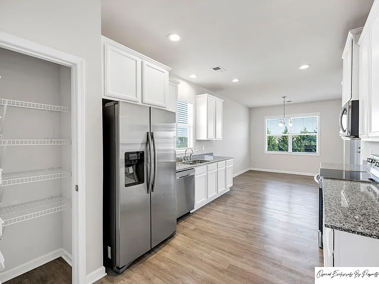 741 Spring Cress Dr — Photo 16