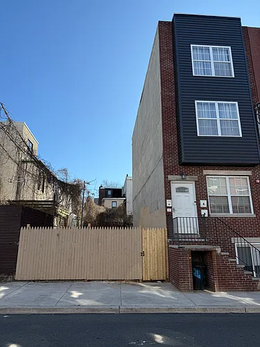 1712 Monument St #A Photo 1