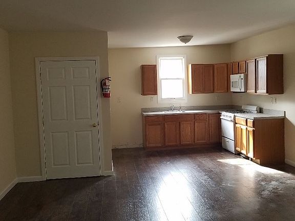 78 West 22 2