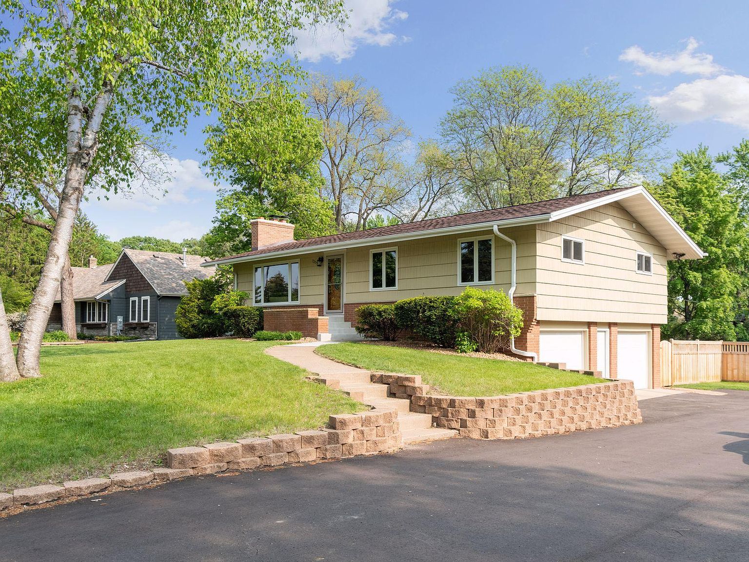 7205 Country Club Dr, Golden Valley, MN 55427 Zillow