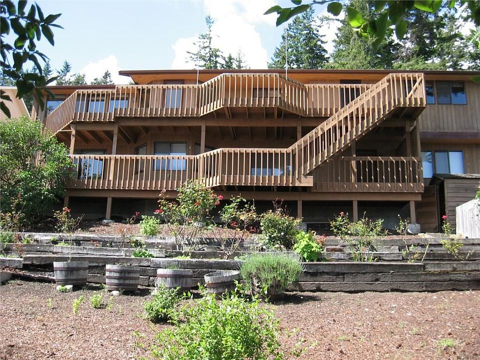 1st image of 1285 Country Club Dr