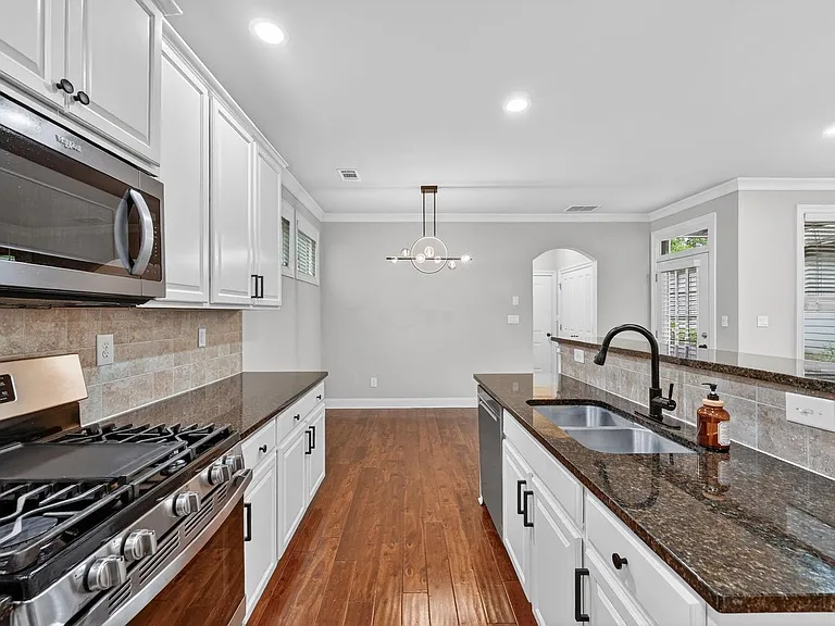 10787 Bossier Dr — Photo 6