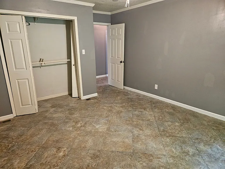 1616 Folsom Ave — Photo 2