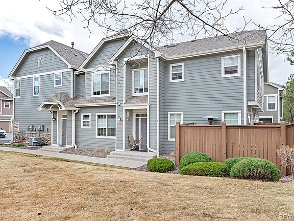 2nd image of 1237 Carlyle Park Circle