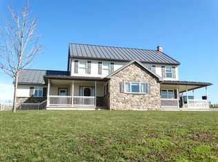 1041 Lancaster Ave, Terre Hill, PA 17581
