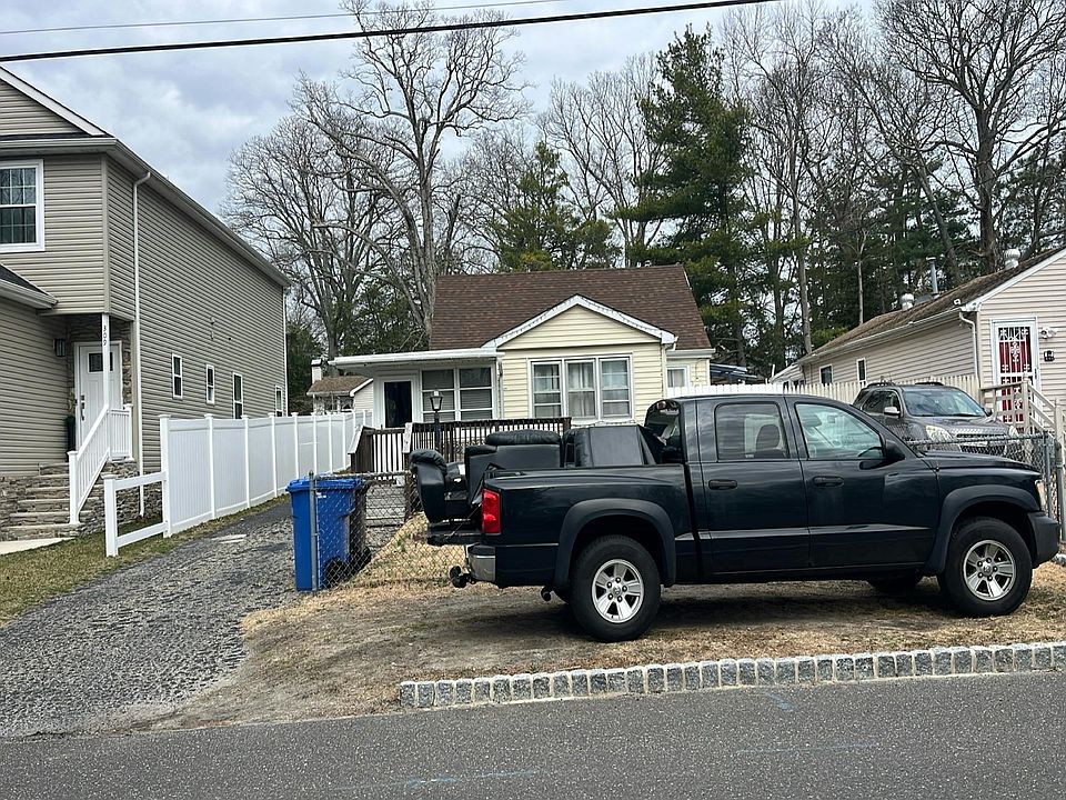 1st image of 311 Anthony Ave