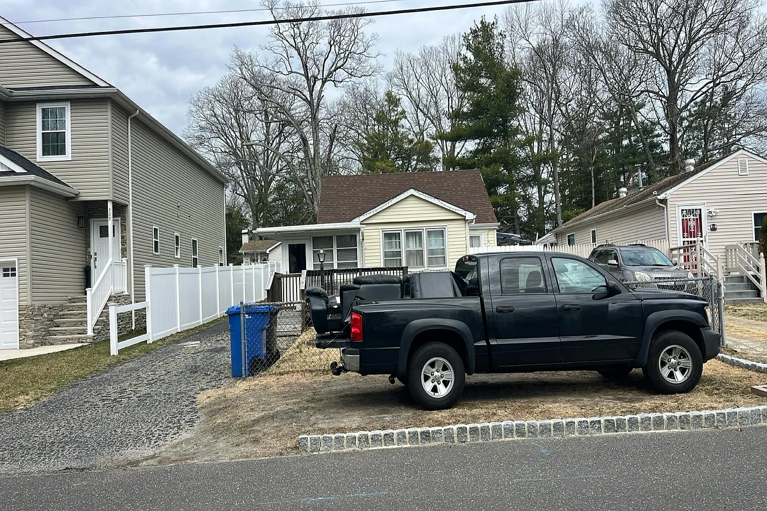 311 Anthony Ave photo 1