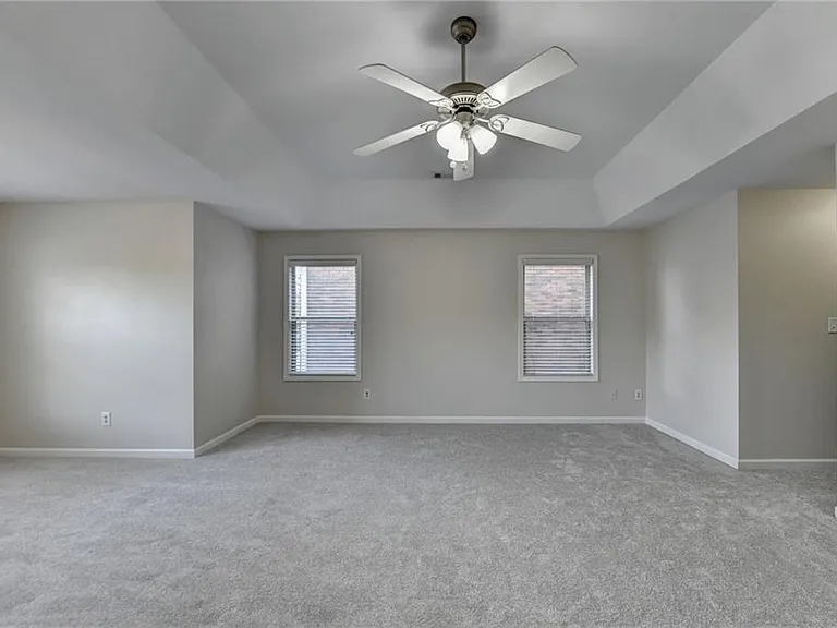 522 Suwanee Oaks Dr — Photo 35