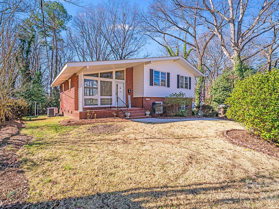 1st image of 2300 Highlawn Dr