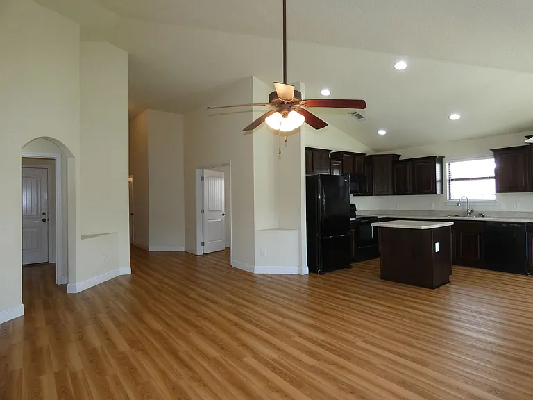 4931 Makenna Cir — Photo 14