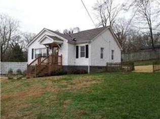 1007 Riverside Dr, Columbia, TN 38401