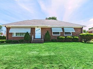 2649 Forestview Ave, Rocky River, OH 44116