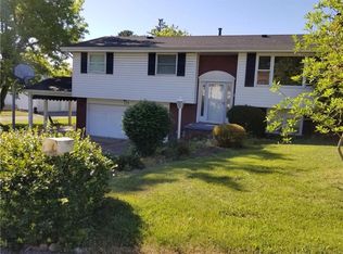 N Stanton Gr Brier Pl, New Stanton, PA 15672