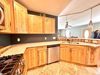3526 S Needle Dr, Traverse City, MI, 49685