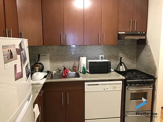 Rented by FirstService Realty (legacy) | media 24