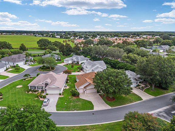 2nd image of 1309 Oak Forest Dr