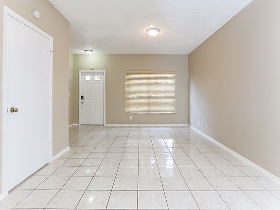 5th image of 37 Truman Dr