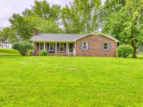 102 Jernigan Rd, Portland, TN 37148