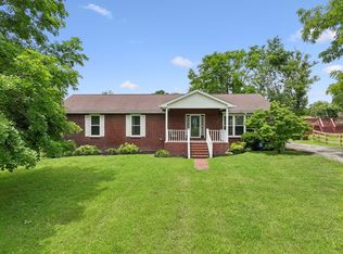 2596 Long Hollow Pike, Hendersonville, TN 37075