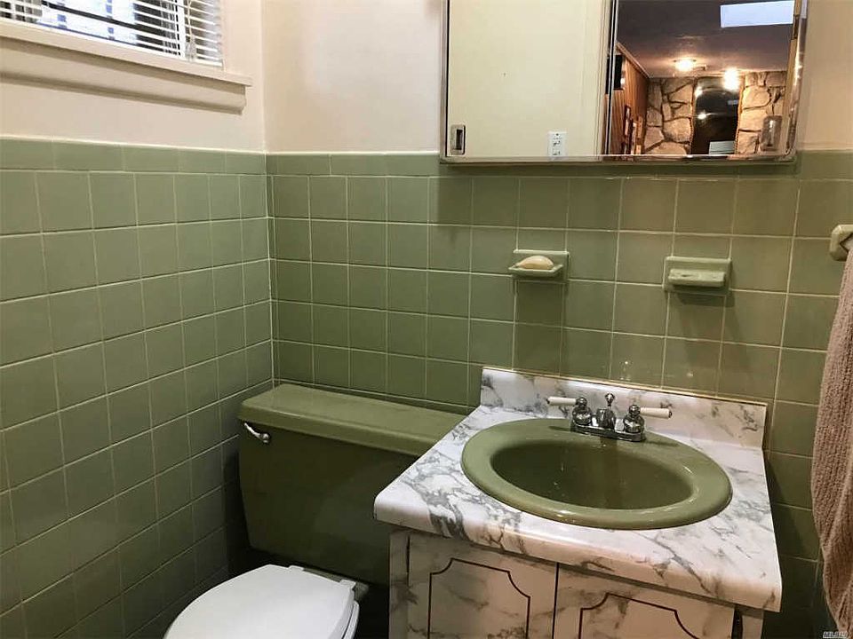 2nd image of 261-15 Bridgewater Ave #261-15