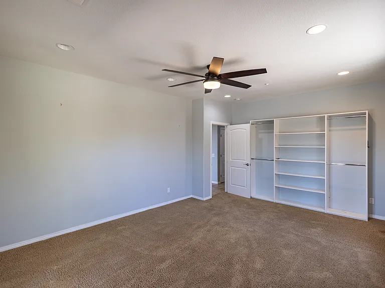 9380 Dauchy Ave — Photo 25