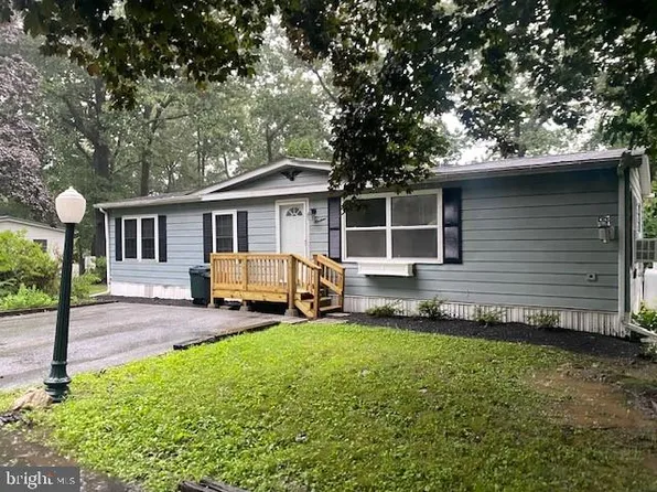 19 Acorn Ln, Boyertown, PA 19512