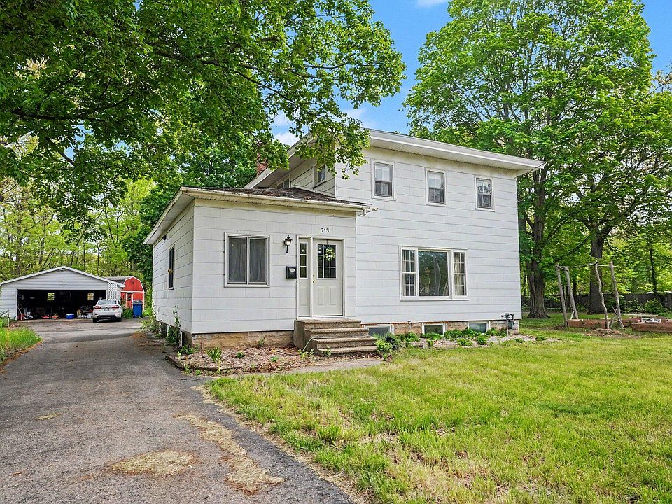 1st image of 715 Marshall St