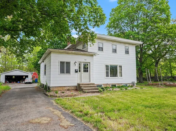 715 Marshall St, Allegan, MI 49010