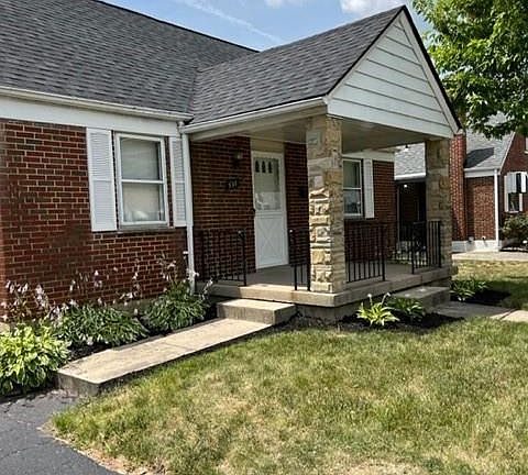 3rd image of 330 W Stewart St