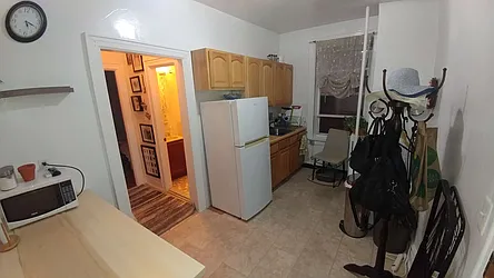 Rented by Halvatzis Realty