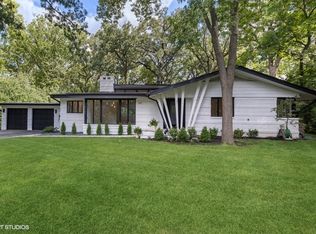 6481 Blackhawk Trl, Indian Head Park, IL