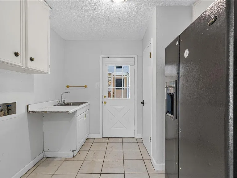6725 The Outer Ave — Photo 16