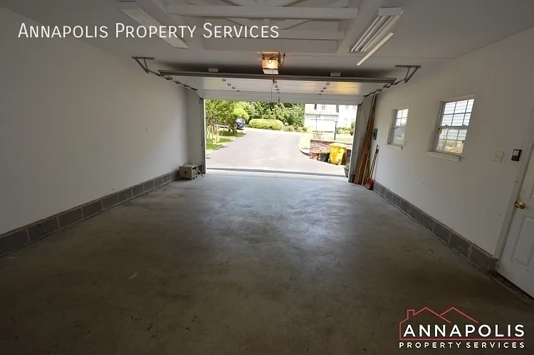 1908 Dulaney Pl — Photo 32