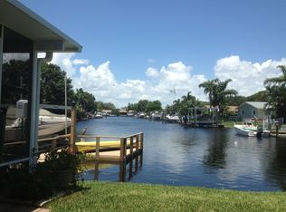 5260 Denver St NE, Saint Petersburg, FL 33703