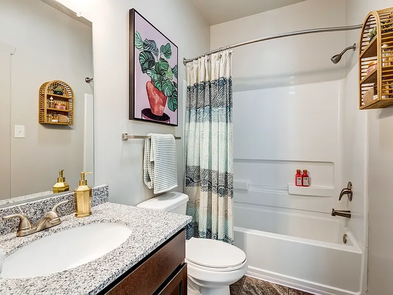 Arlington Cottages and Townhomes-POI-027