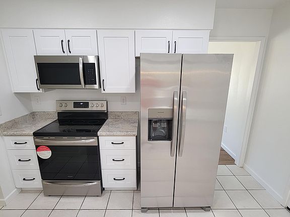 3rd image of 17806 N 126TH Drive