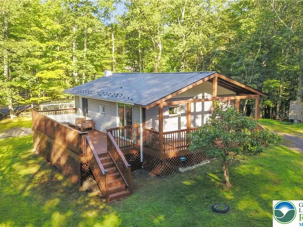 492 Wooddale Rd, East Stroudsburg, PA 18302