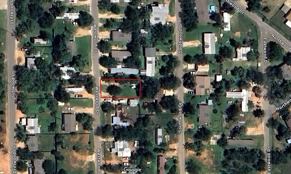 1st image of 825 Westwood Drive