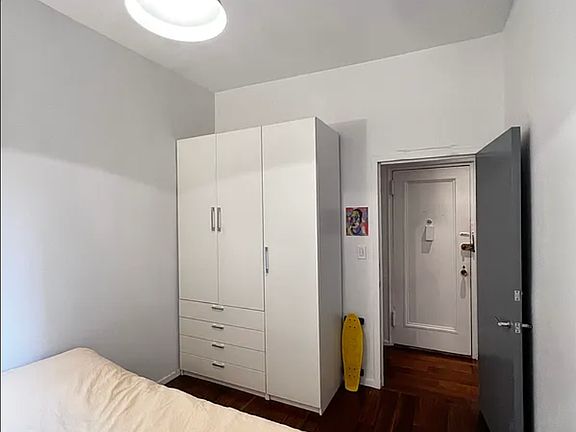 5th image of 140 Claremont Ave APT 1G