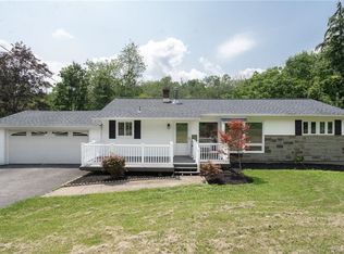 44 Feagles Rd, Warwick, NY 10990