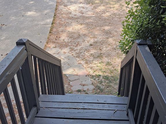5th image of 5882 Williams Rd