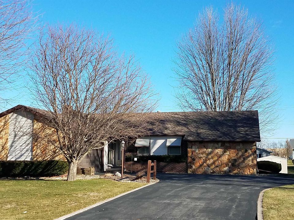 1st image of 2861 Costa Dr