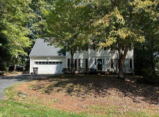 5085 Cobblestone Rd, Winston Salem, NC 27106