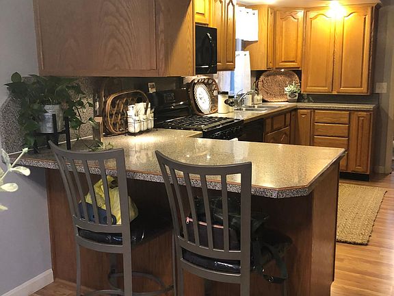 Breakfast bar