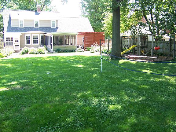 Fenced-in Large Backyard
