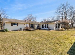 124 Windsor Dr, Churubusco, IN 46723