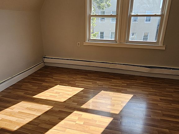 5th image of 43 Hawkins St #3