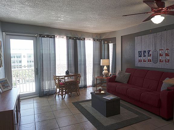 4th image of 219 S Atlantic Ave #435